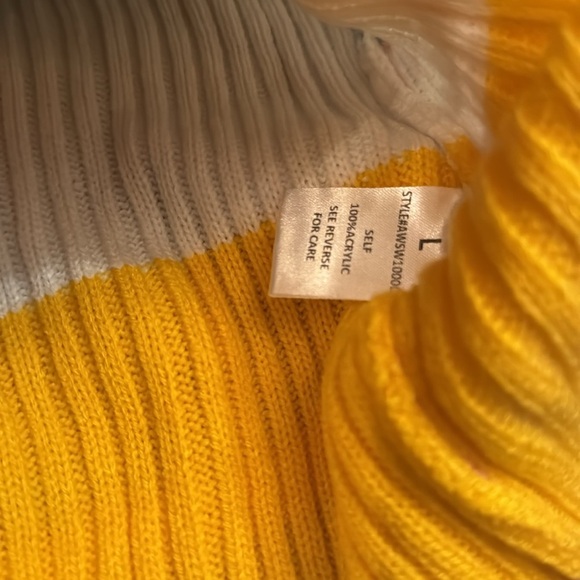 Awoo stripped rubbed cropped turtleneck NWT L - Picture 7 of 11